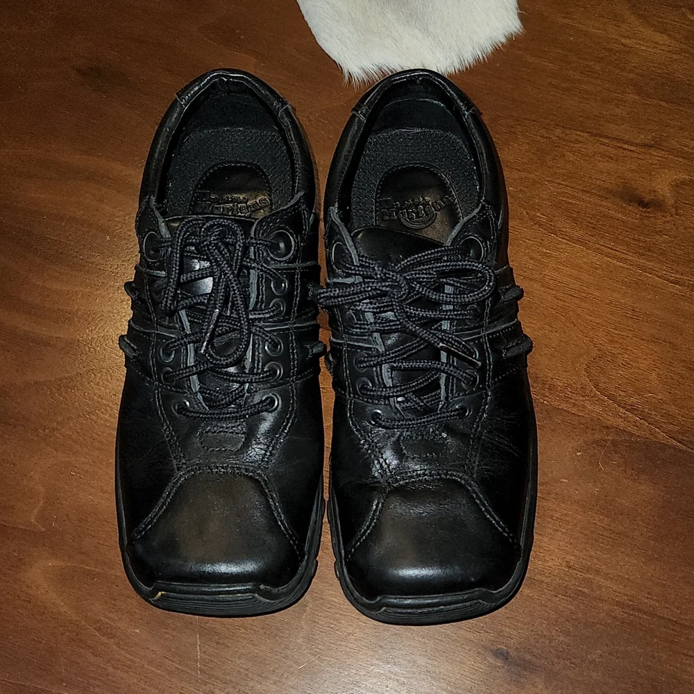 Dr Martens Vintage - Black Leather Shoes - Picture 2 of 4
